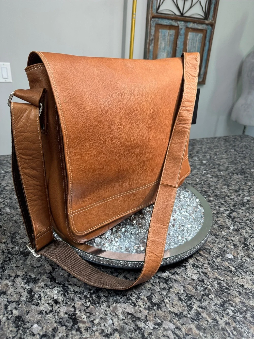 Bugatti Men's Leather Messenger Bag in Cognac Brown NWT